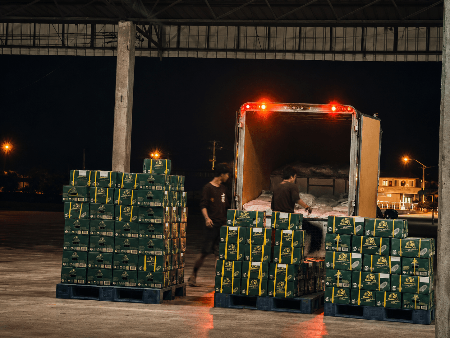 Madame CoCo Namhom Coconut Water outbound preparation view